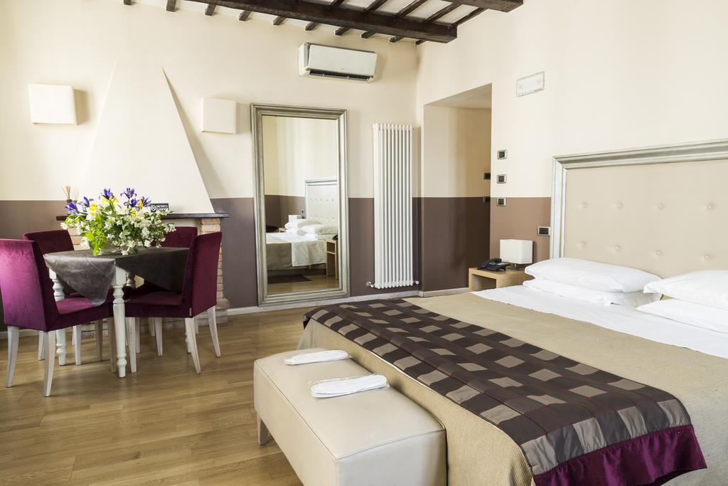 Hotel Alexander Assisi Buitenkant foto