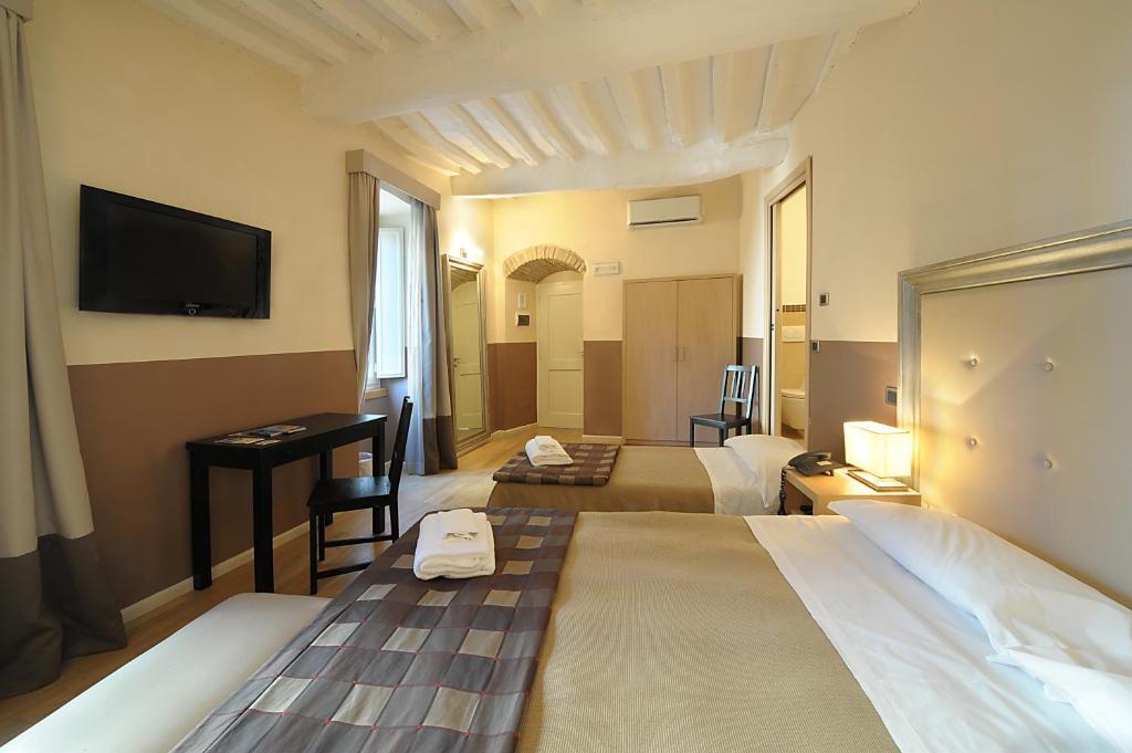 Hotel Alexander Assisi Kamer foto